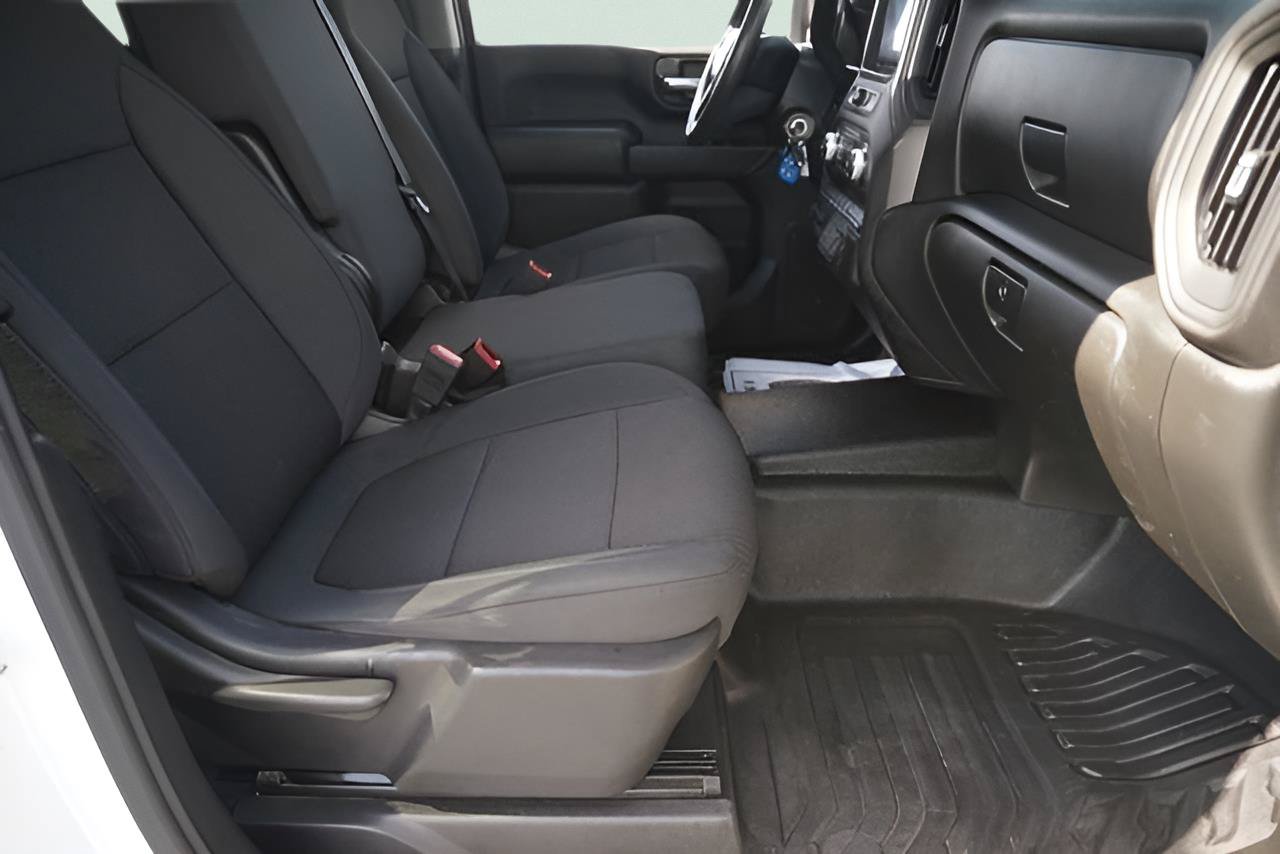 Used 2020 GMC Sierra 3500 4x4 Crew Cab w/ Convenience Package image 18