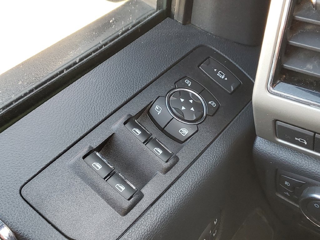 Certified 2022 Ford F250 Lariat w/ Lariat Ultimate Package AWD/4WD image 19