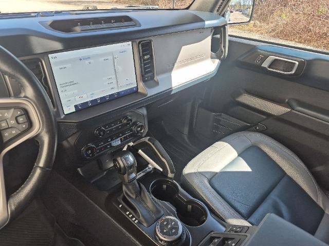 Certified 2023 Ford Bronco Outer Banks w/ Sasquatch Package AWD/4WD image 20