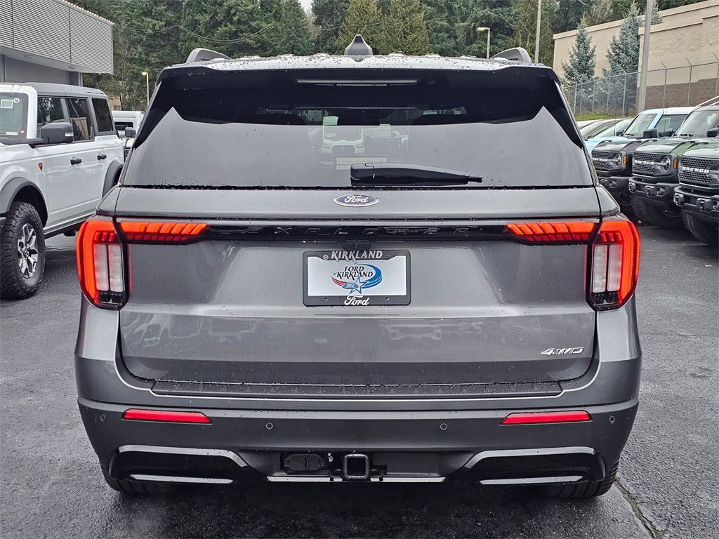 Certified 2026 Ford Explorer ST-Line w/ ST-Line Street Pack image 6