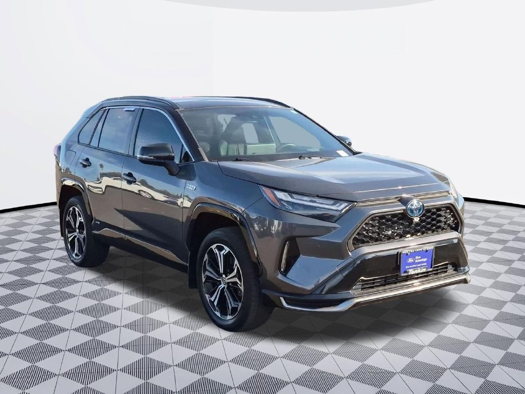Used 2024 Toyota RAV4 XSE w/ Premium Package AWD/4WD image 8