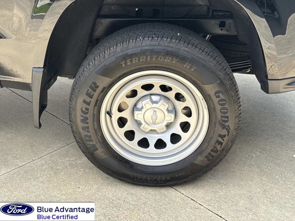 Used 2026 Chevrolet Colorado W/T w/ Advanced Trailering Package RWD image 7