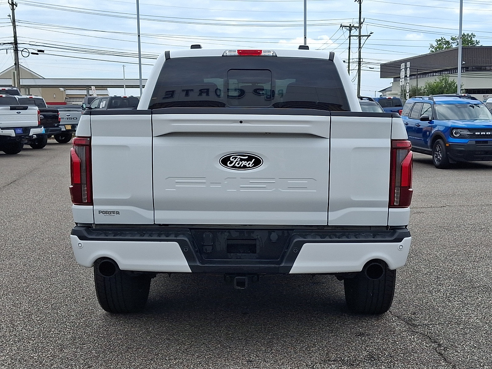 Certified 2025 Ford F150 Lariat w/ Bed Utility Package AWD/4WD image 9