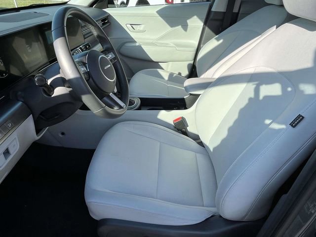 Used 2025 Hyundai Kona SEL AWD/4WD image 12