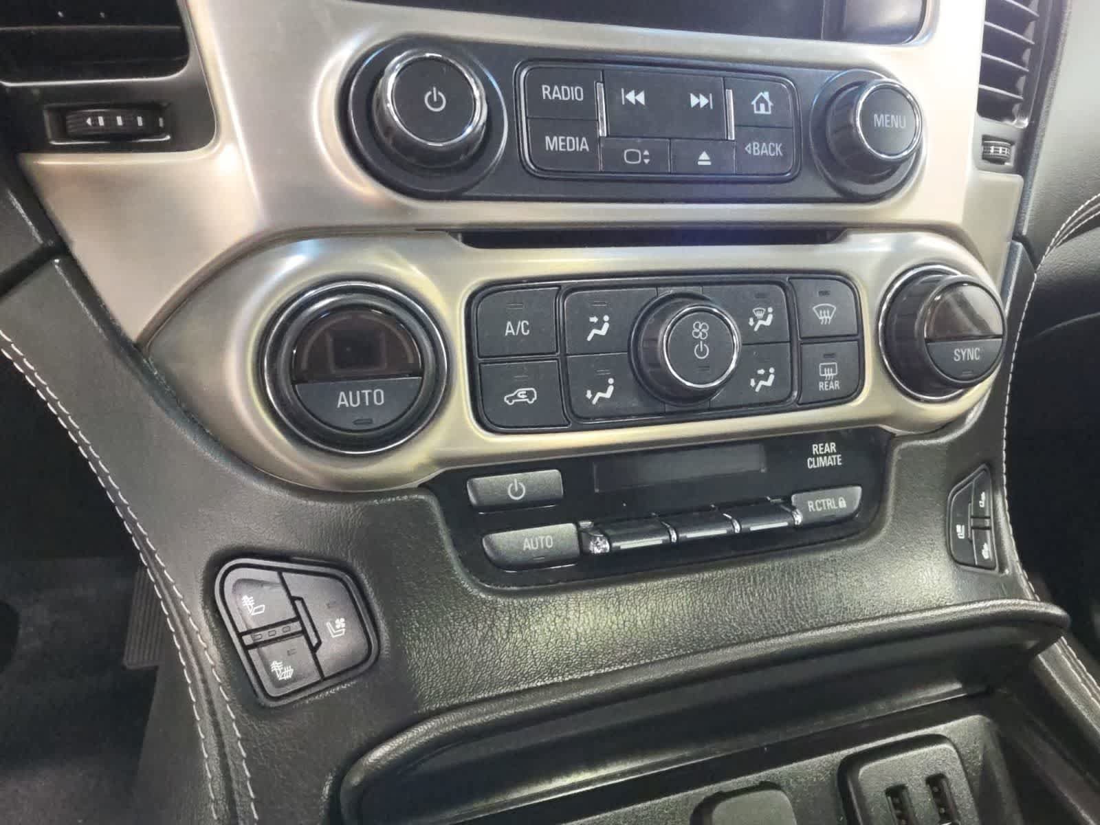 Used 2020 GMC Yukon Denali AWD/4WD image 27