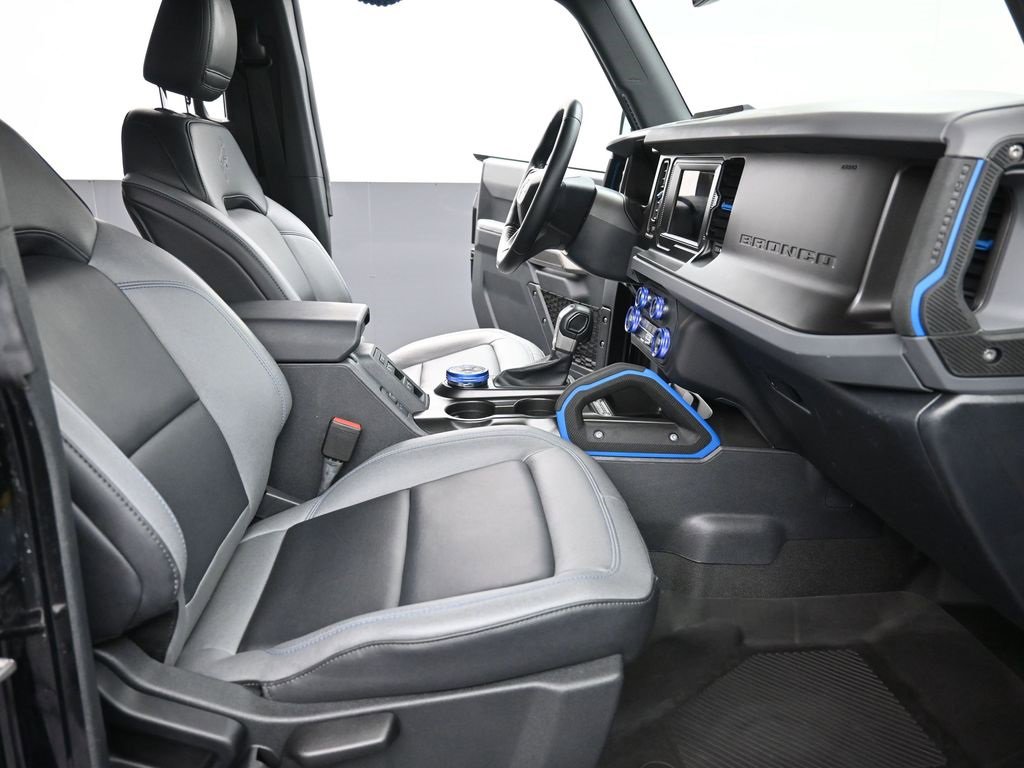 Certified 2023 Ford Bronco Black Diamond w/ Sasquatch Package image 14