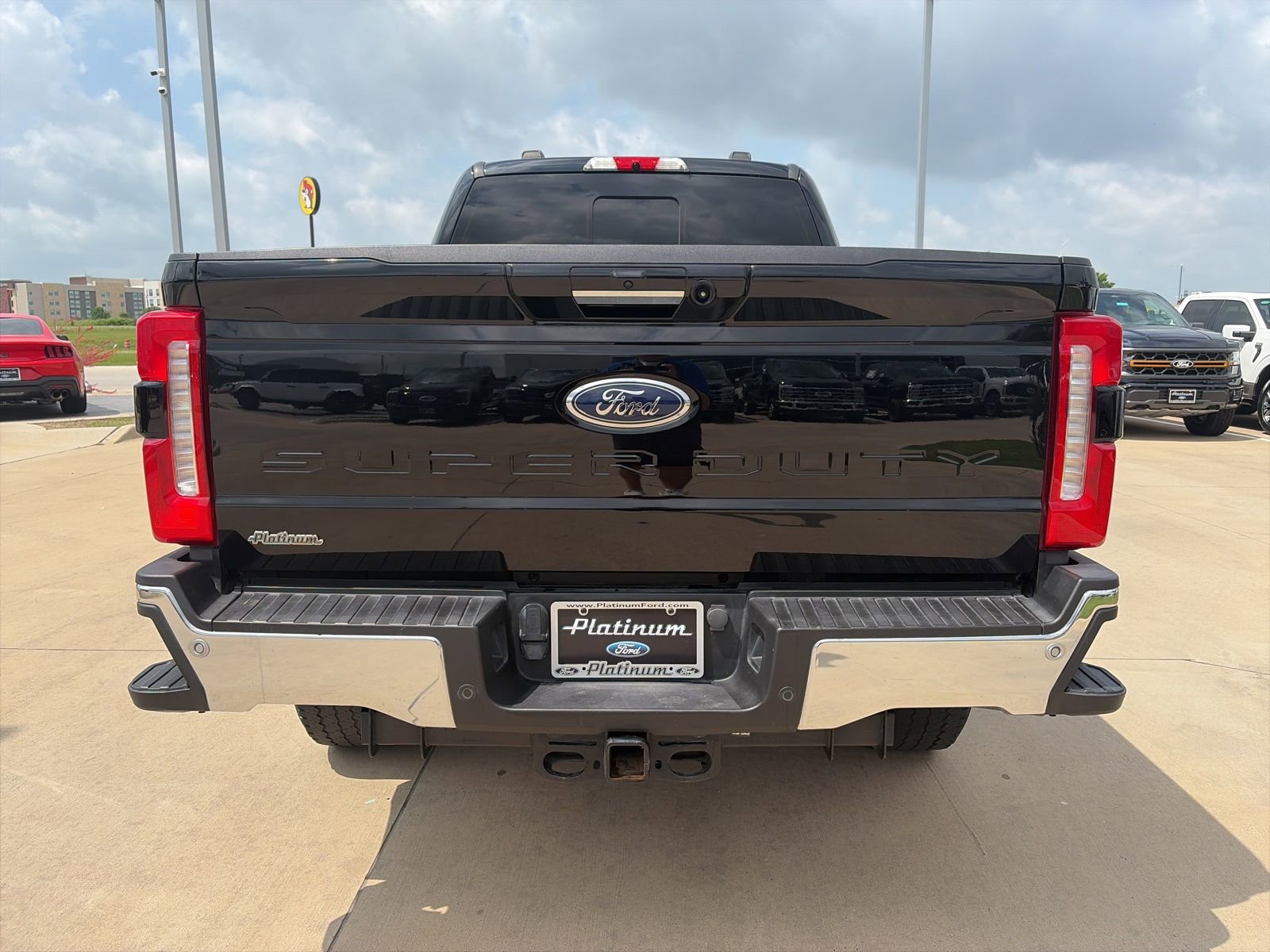 Certified 2024 Ford F250 Lariat w/ Lariat Ultimate Package AWD/4WD image 4