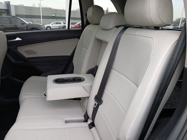 Used 2019 Volkswagen Tiguan SE w/ Panoramic Sunroof Package AWD/4WD image 23