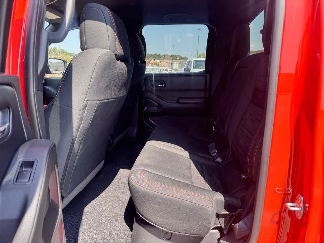 Used 2025 Nissan Frontier Pro-X RWD image 15