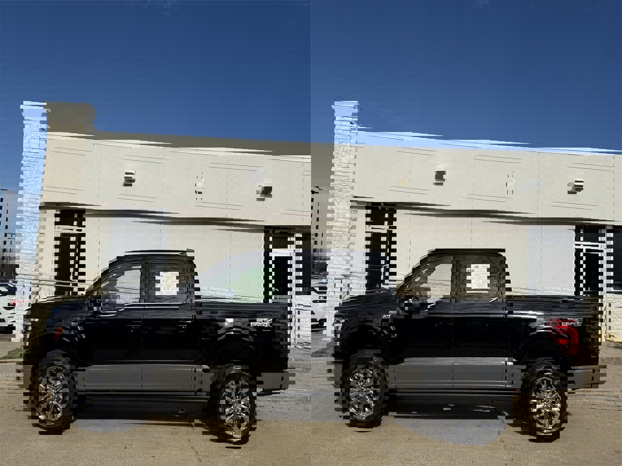 Certified 2025 Ford F150 King Ranch w/ FX4 Off-Road Package image 3