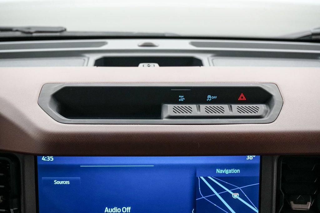 Certified 2024 Ford Bronco Outer Banks image 17