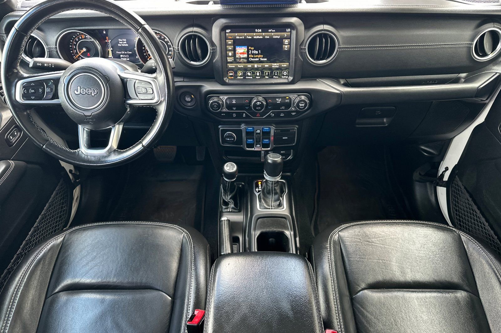 Used 2020 Jeep Gladiator Overland AWD/4WD image 12