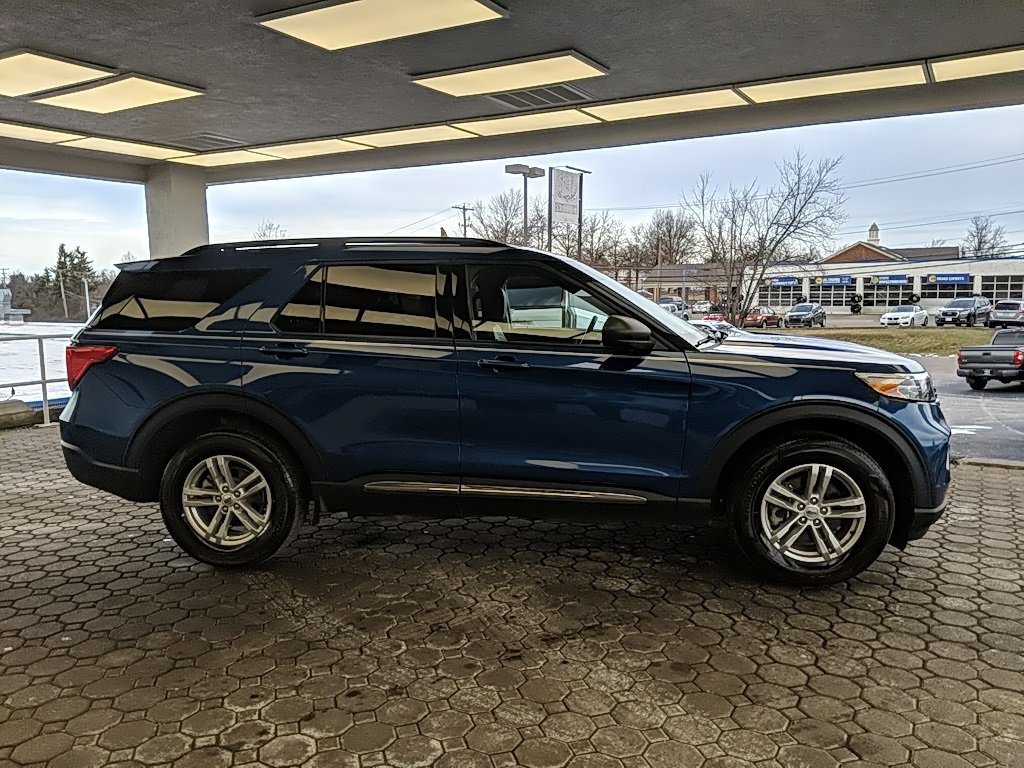 Certified 2023 Ford Explorer XLT w/ Equipment Group 202A image 2