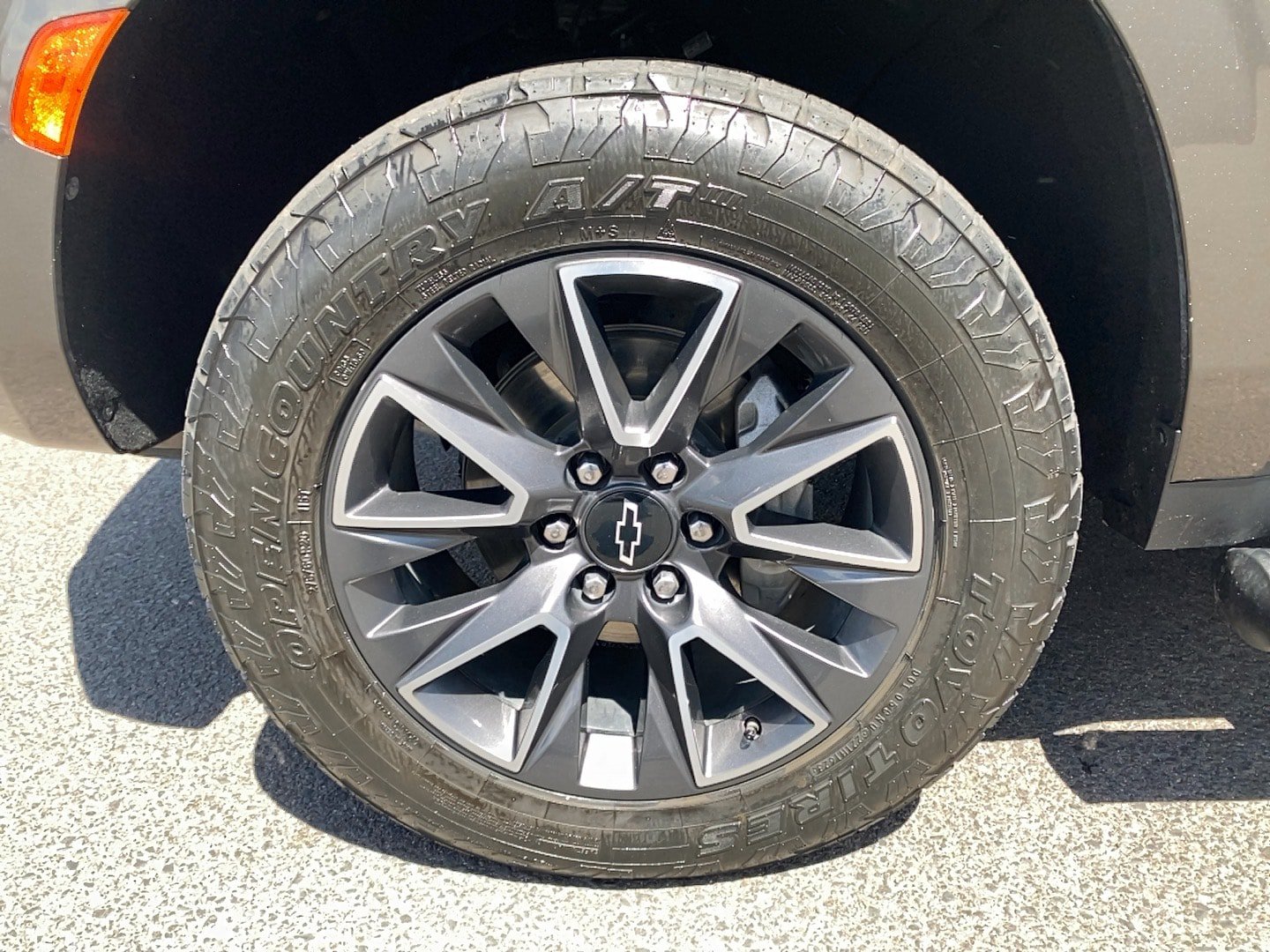Used 2021 Chevrolet Tahoe Z71 w/ Luxury Package AWD/4WD image 9