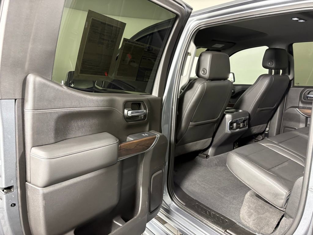Used 2020 GMC Sierra 1500 SLT w/ SLT Premium Package AWD/4WD image 28