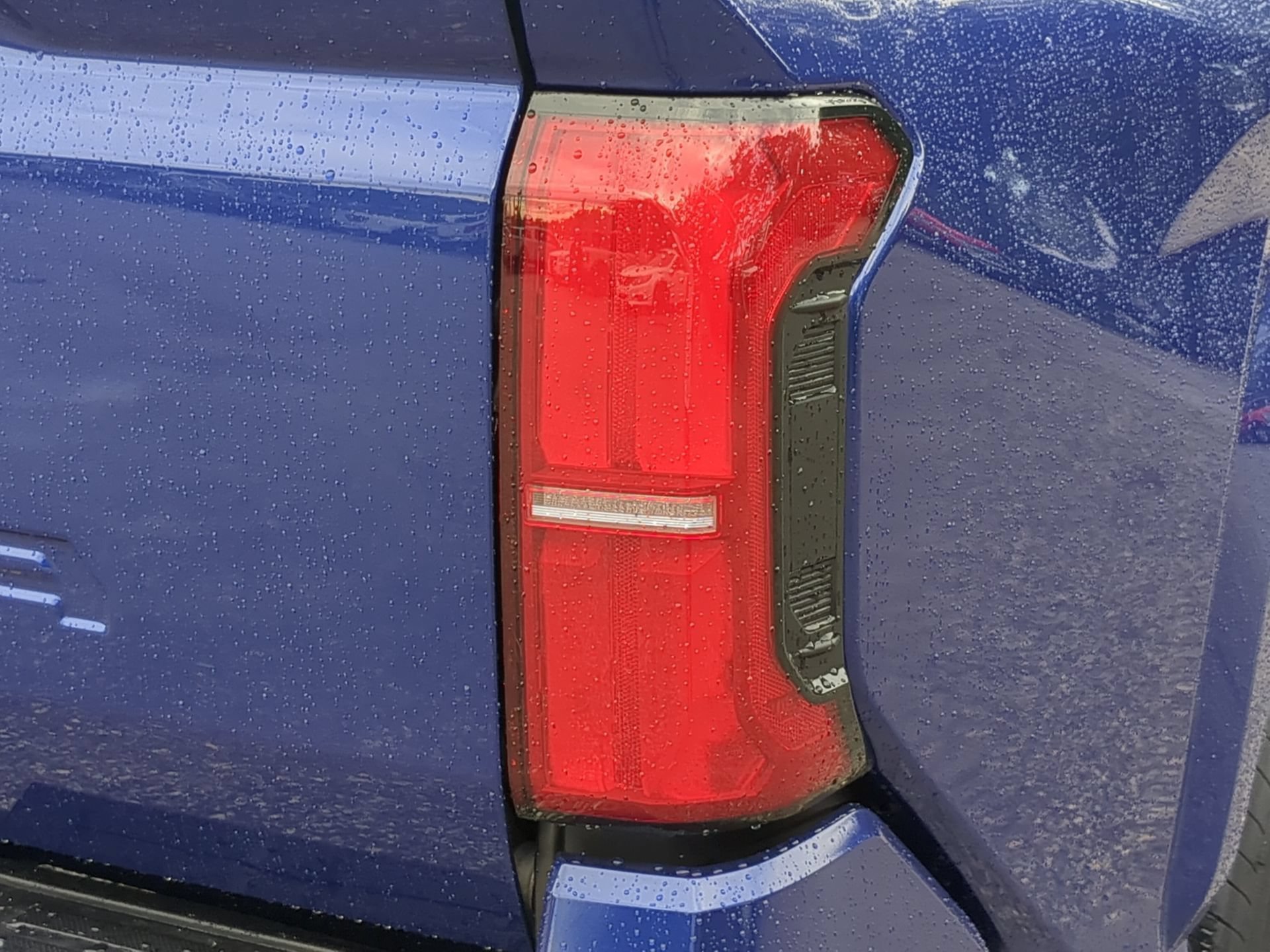 Used 2025 Toyota Tacoma SR5 RWD image 45