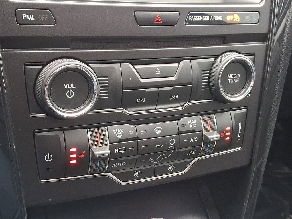 Certified 2017 Ford Explorer XLT w/ Equipment Group 202A image 17