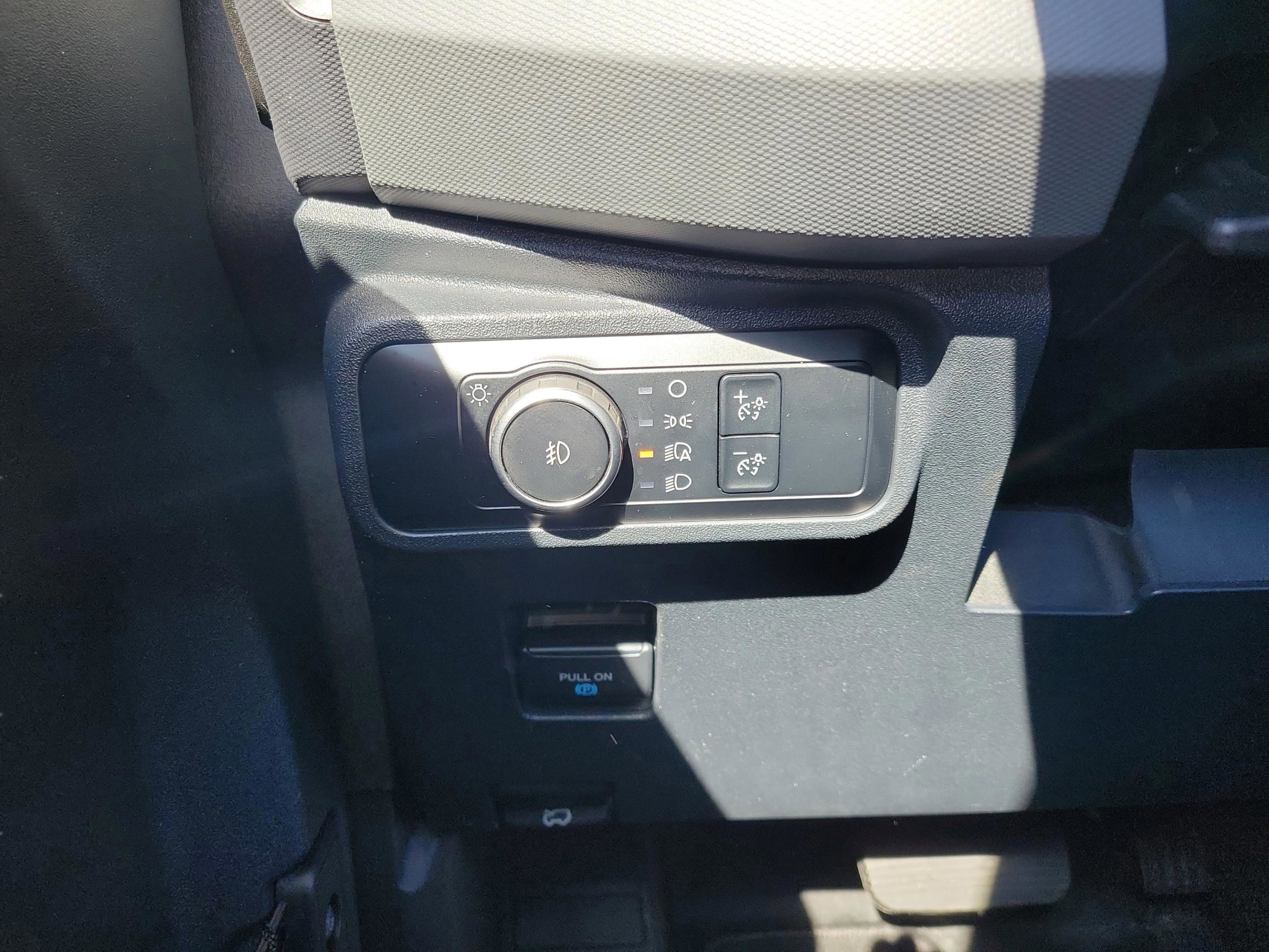 Certified 2024 Ford Bronco Black Diamond image 9