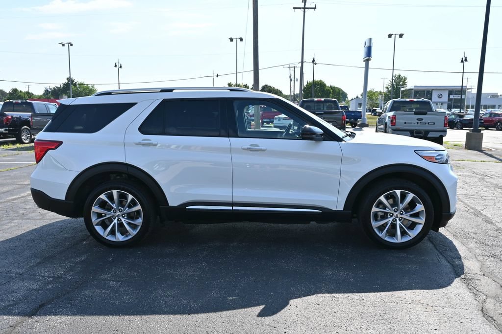 Certified 2021 Ford Explorer Platinum w/ Equipment Group 601A AWD/4WD image 7