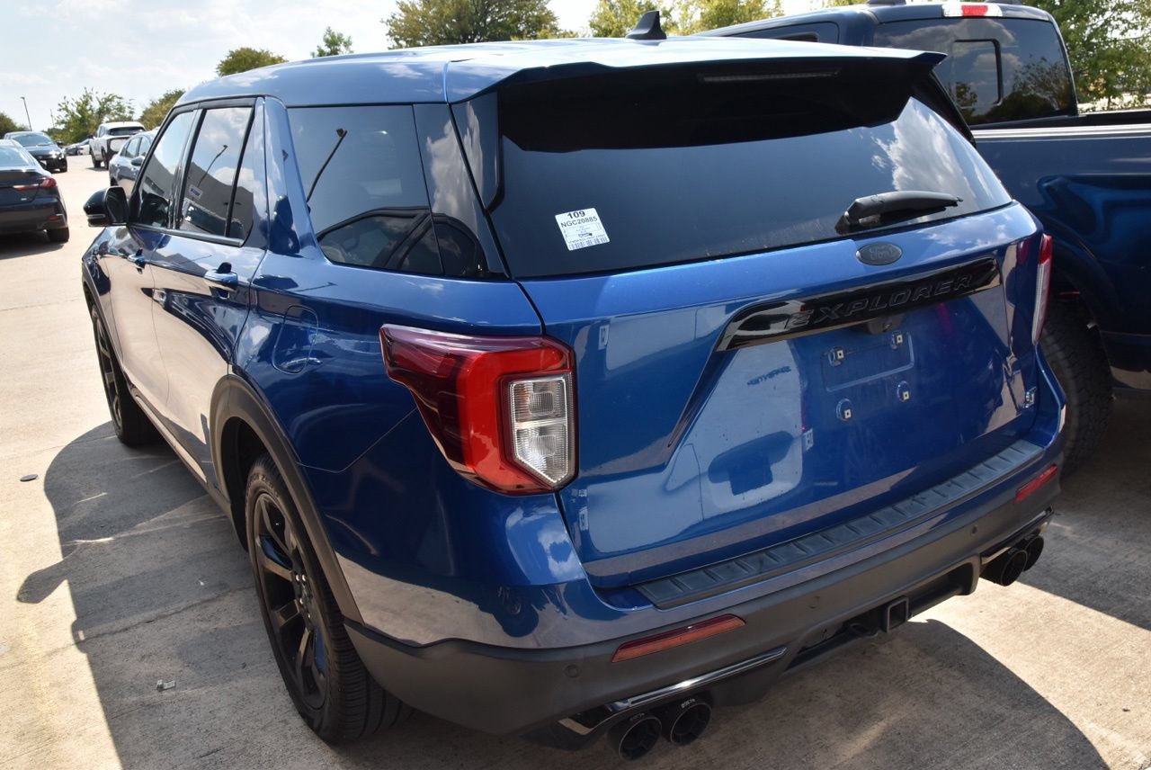 Certified 2022 Ford Explorer ST w/ Equipment Group 401A AWD/4WD image 6