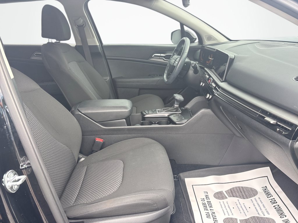 Used 2026 Kia Sportage LX w/ LX Convenience Package FWD image 13