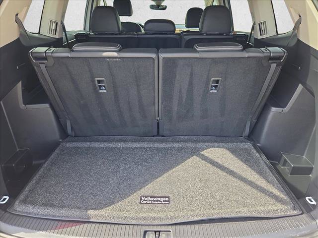 Used 2025 Volkswagen Atlas SE FWD image 6