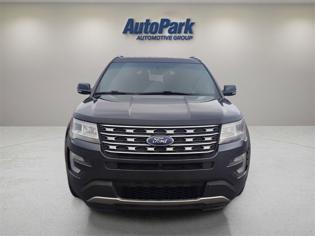 Certified 2017 Ford Explorer Limited image 2