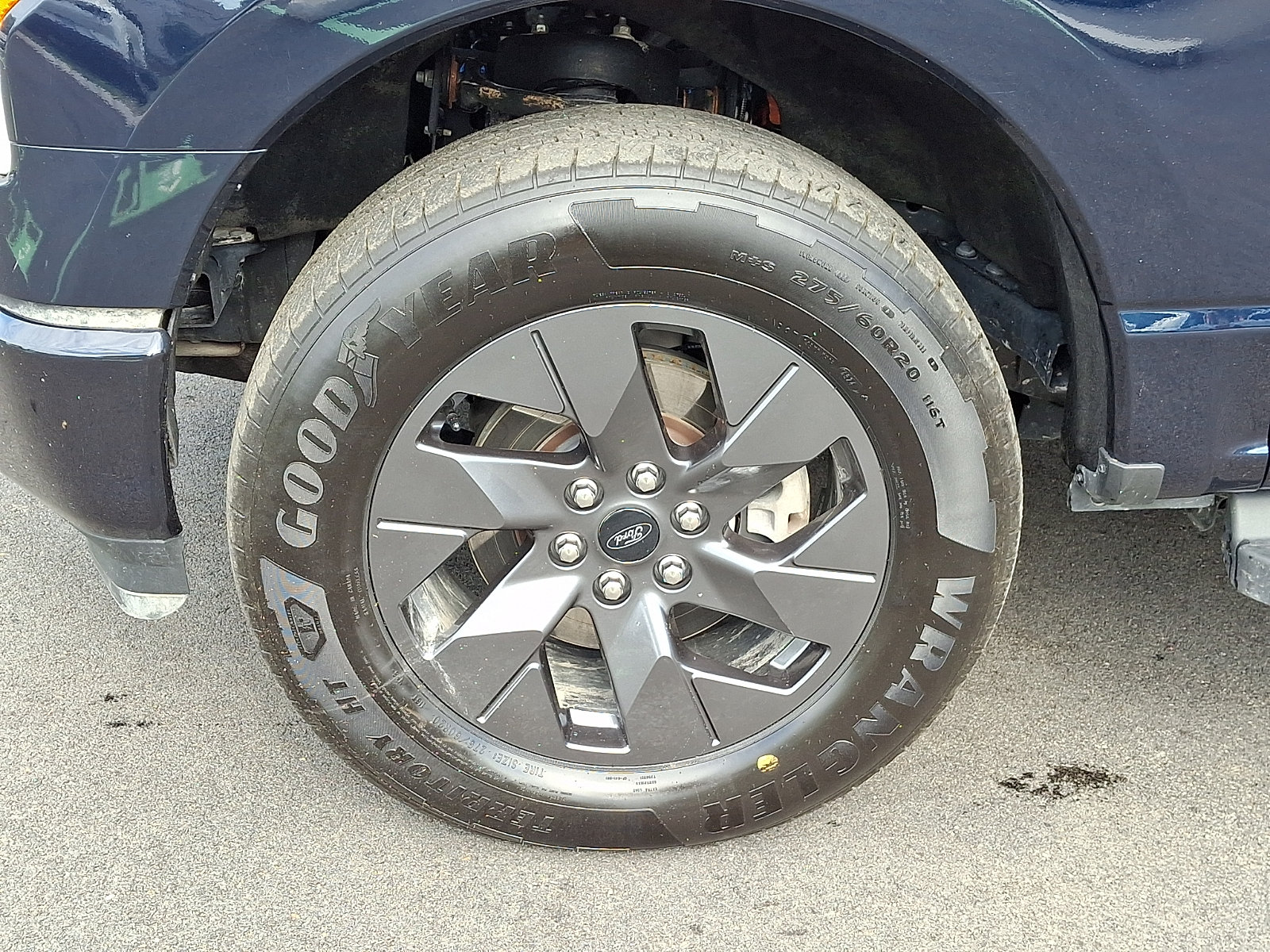 Certified 2025 Ford F150 Lightning Flash AWD/4WD image 9