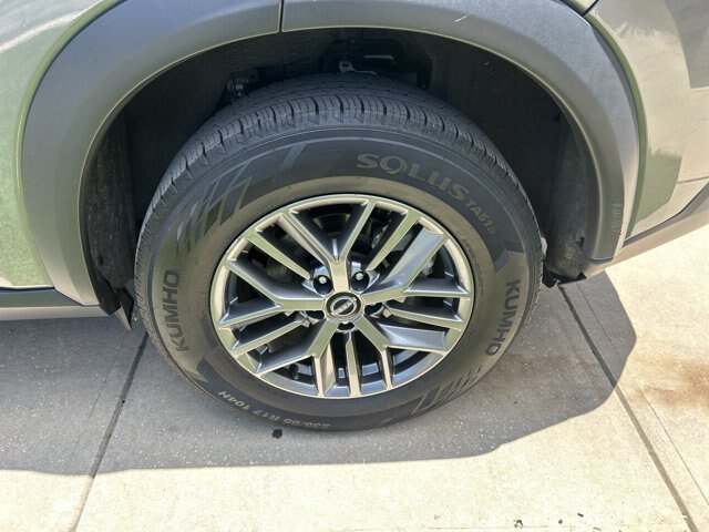 Used 2023 Nissan Rogue S AWD/4WD image 15