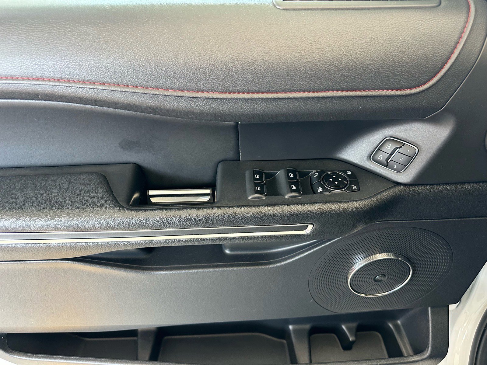 Certified 2023 Ford Expedition Max Limited image 17