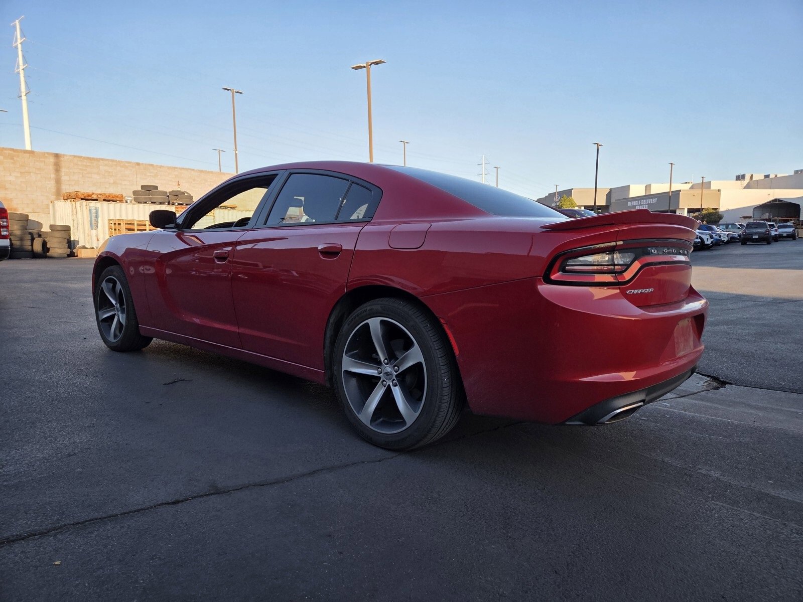 Used 2017 Dodge Charger SE image 2