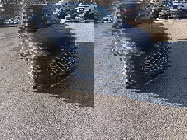 Certified 2021 Ford Escape Titanium w/ Titanium Elite Package image 8