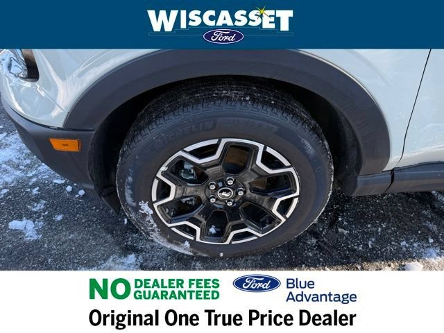Certified 2025 Ford Bronco Sport Outer Banks w/ Outer Banks Tech Package+ AWD/4WD image 37
