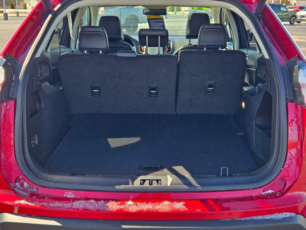 Certified 2024 Ford Edge SEL w/ Convenience Package image 17