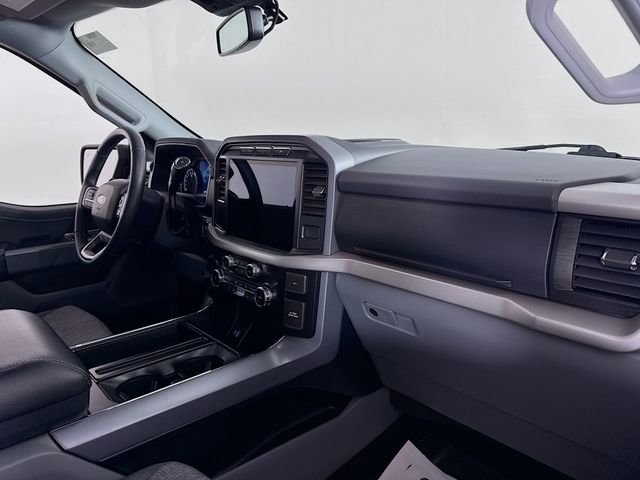 Certified 2022 Ford F150 XLT w/ Equipment Group 302A High image 27