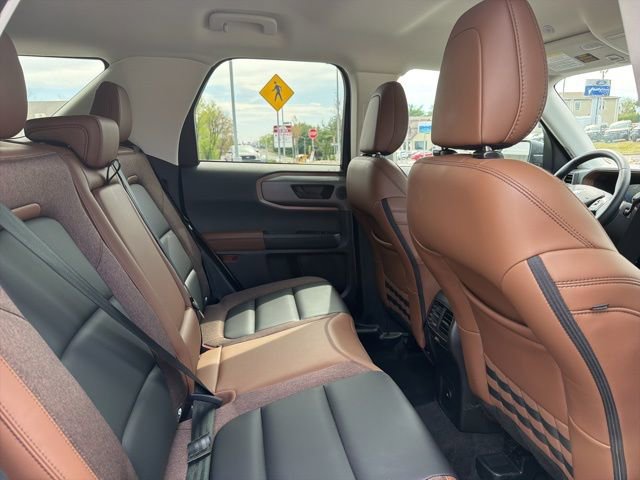 Certified 2025 Ford Bronco Sport Outer Banks w/ Outer Banks Tech Package+ AWD/4WD image 33