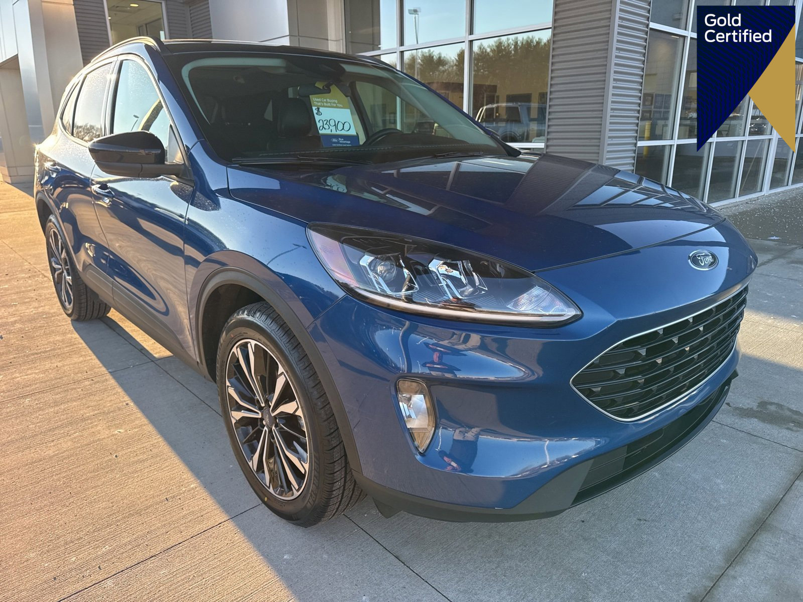 Certified 2022 Ford Escape SEL w/ SEL Stealth AWD Package image 1