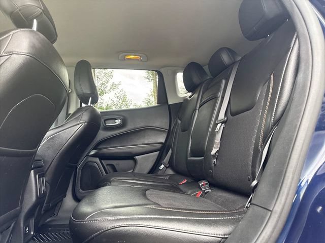 Used 2018 Jeep Compass Latitude w/ Cold Weather Group AWD/4WD image 15