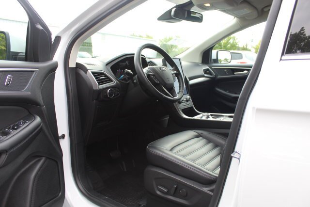 Certified 2024 Ford Edge SEL w/ Convenience Package AWD/4WD image 25
