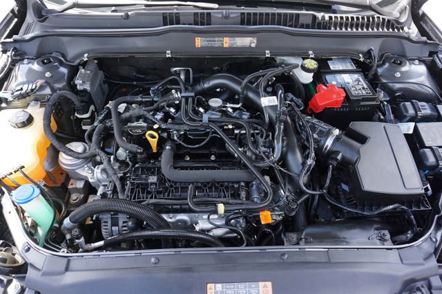 Certified 2020 Ford Fusion SE image 17
