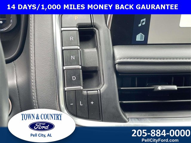 Used 2024 Chevrolet Suburban LT image 17