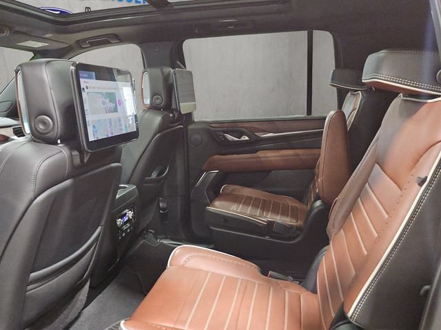Used 2024 GMC Yukon XL Denali Ultimate AWD/4WD image 21