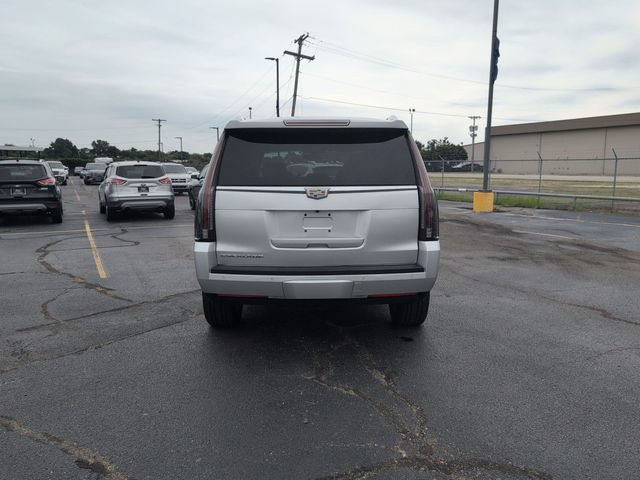 Used 2020 Cadillac Escalade 2WD image 6