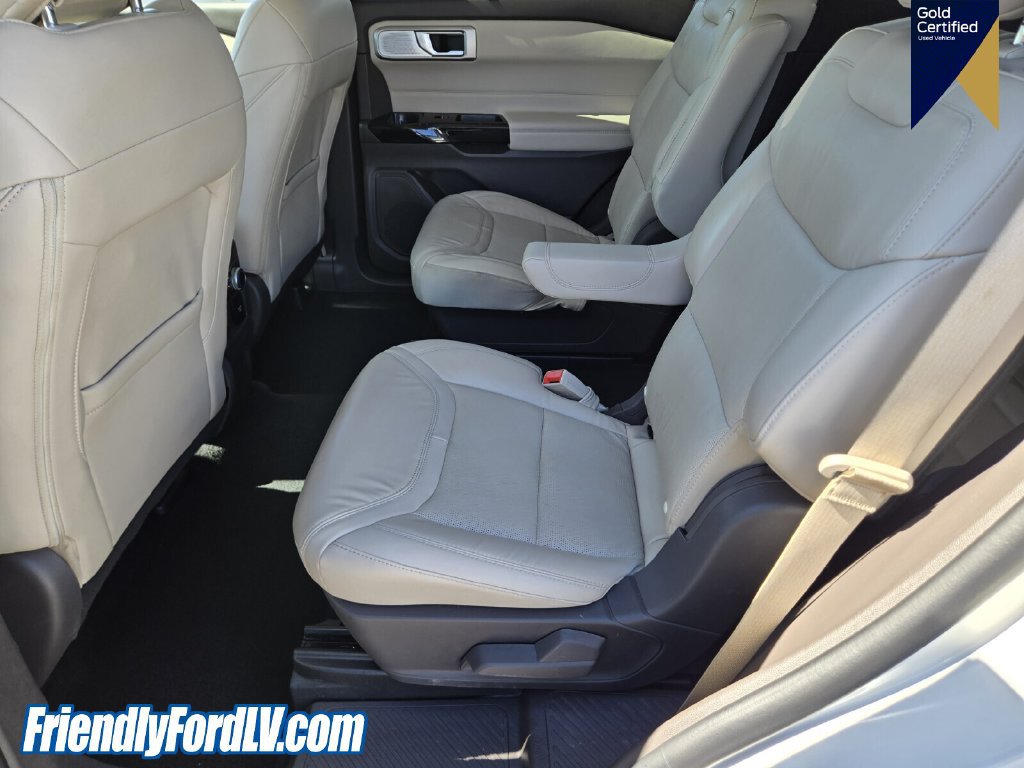 Certified 2023 Ford Explorer Platinum w/ Technology Package RWD image 11