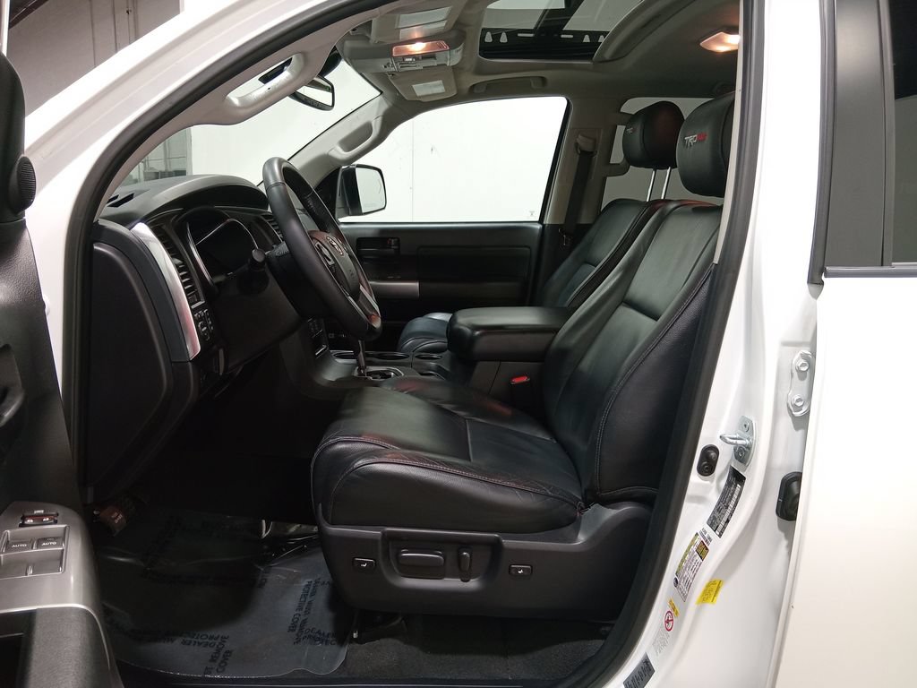 Used 2021 Toyota Sequoia TRD Pro AWD/4WD image 18