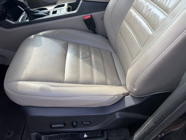 Certified 2019 Ford Escape Titanium FWD image 5