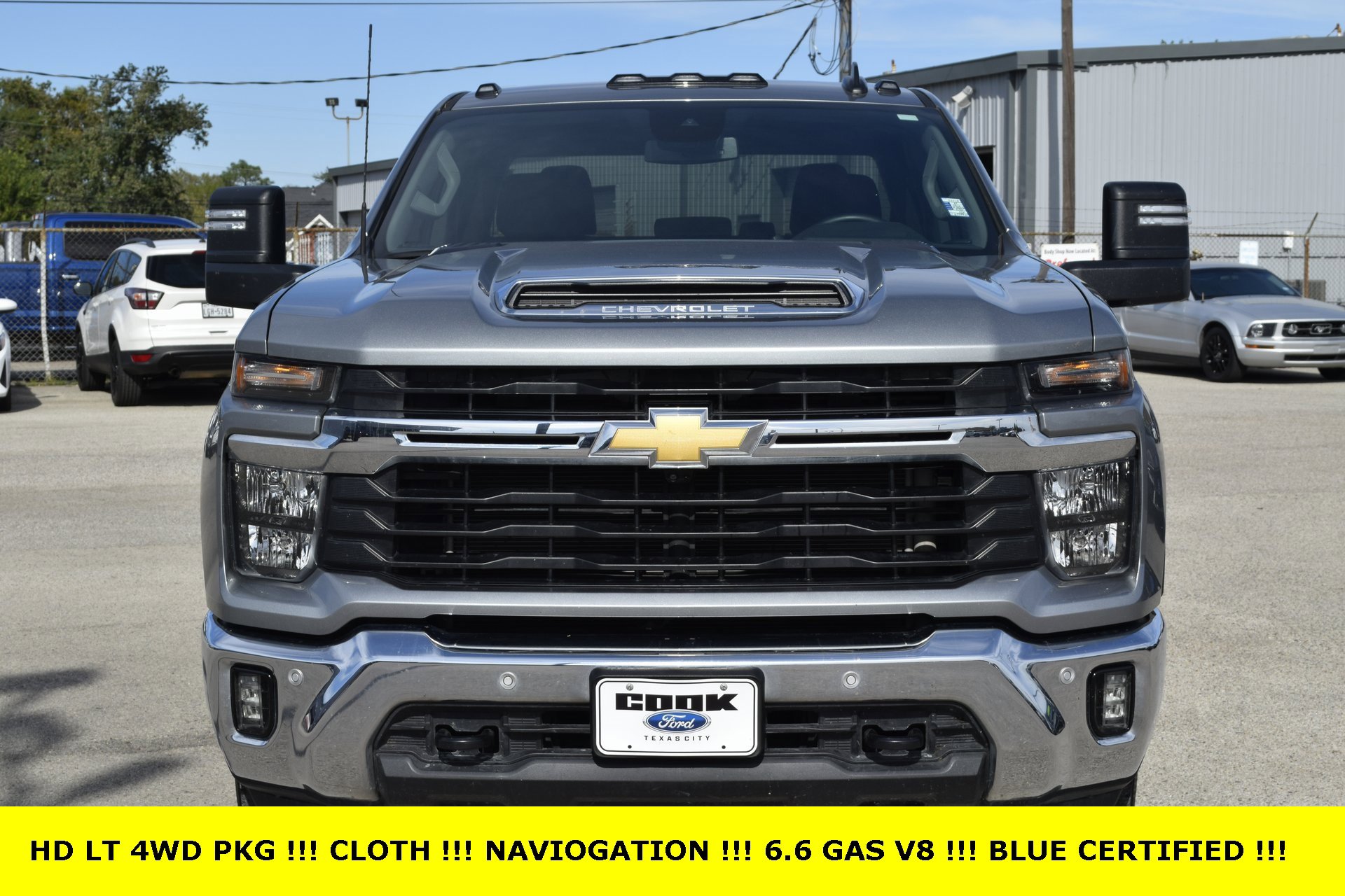 Used 2025 Chevrolet Silverado 2500 LT w/ Texas Edition image 6