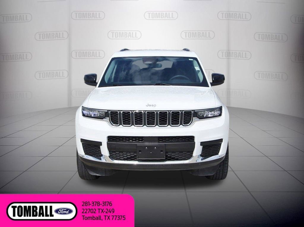 Used 2023 Jeep Grand Cherokee L Laredo AWD/4WD image 2