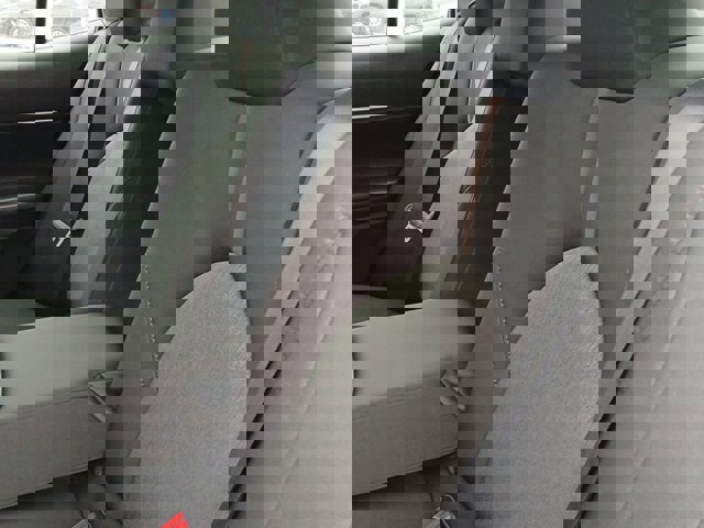 Used 2019 Toyota Camry LE FWD image 23