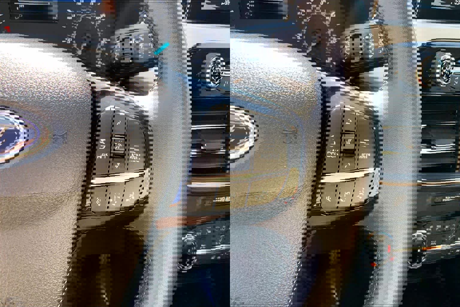 Certified 2022 Ford Escape SEL image 23